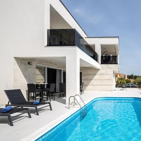 Marena * Vodice